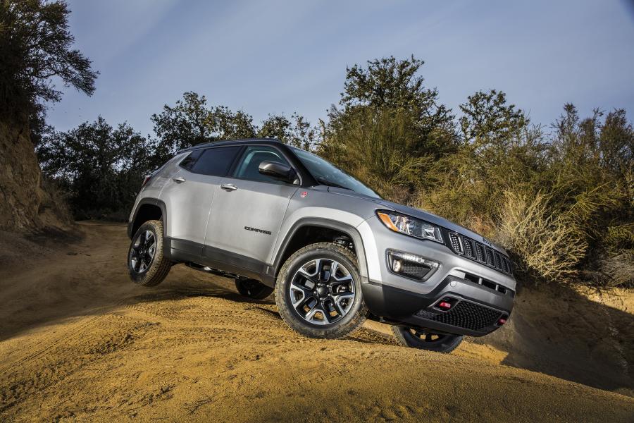  Jeep Compass Trailhawk 2017 года  (NA) (фото 45 из 51)